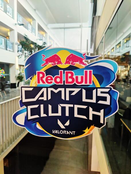 logo Red Bull Campus Clutch 