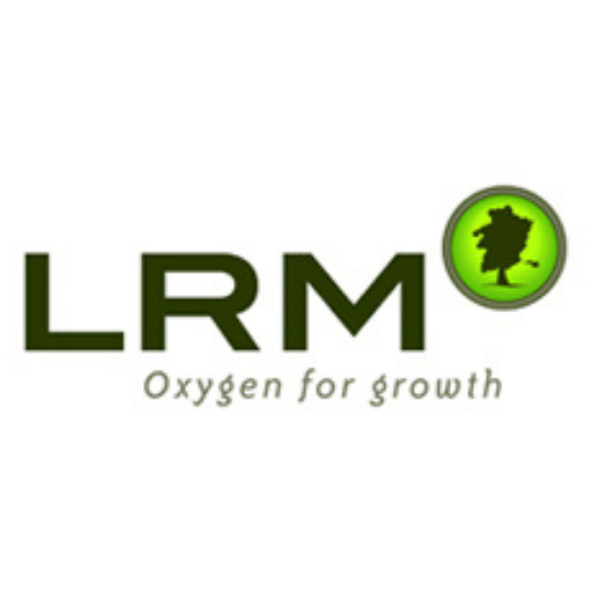 LRM-logo met groene cirkel en tekst "Oxygen for growth".